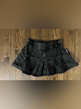 Women's Black Pleated Denim Skort with Lace-Up Waist